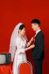 -伯爵婚纱摄影(光谷店)