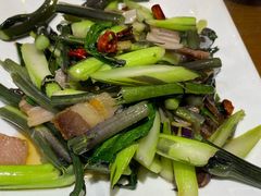 腊肉炒菜苔-肖记公安牛肉鱼杂馆· 省级非物质文化遗产(仁和路店)