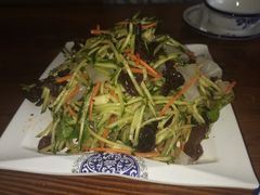 -巧婆婆特色东北菜·铁锅炖