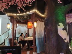 -荷塘秋月·本帮江浙菜(国权路店)