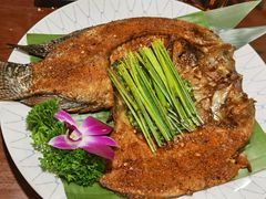 香茅草烤罗非鱼-紫滇源云南生态菜(丹凤街店)