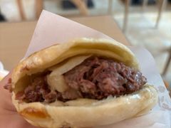 -闫家驴肉老店(华电一校店)