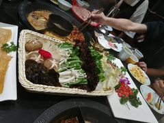 -重庆德庄火锅(体育中心店)