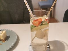 白富美荔枝气泡果饮-伊斯坦布尔土耳其清真咖啡餐厅