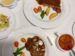 -爱丽丝牛排西餐厅(光谷步行街店)