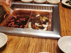-老牌坊云南鱼豆花火锅(爱建店)