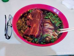-小龙大肉面馆