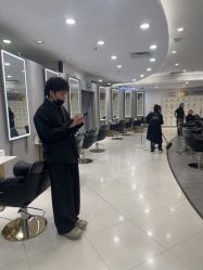 点击看大图 -八佰伴8008星级形象店