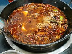 -鸿顺老铁锅美蛙鱼府(解放碑店)