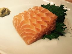 三文鱼刺身-初居食屋日式料理(万象城购物中心店)