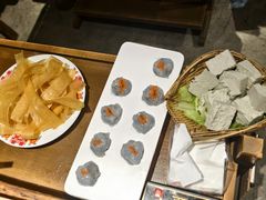 -旧街市鲜货老火锅(大光路店)