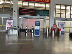 -亚龙湾站