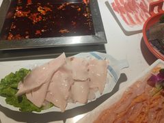 -二荆条·蜀鲜汇城市森林火锅