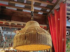 -老牌坊云南鱼豆花火锅(爱建店)