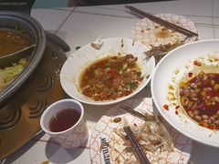 -阿瓦山寨·湘菜现炒·剁椒鱼头王(咸阳总店)