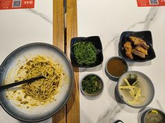 -馋三尺蟹粉小笼(人民广场店)