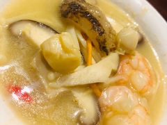 -赶海部落海鲜城(海阳路店)