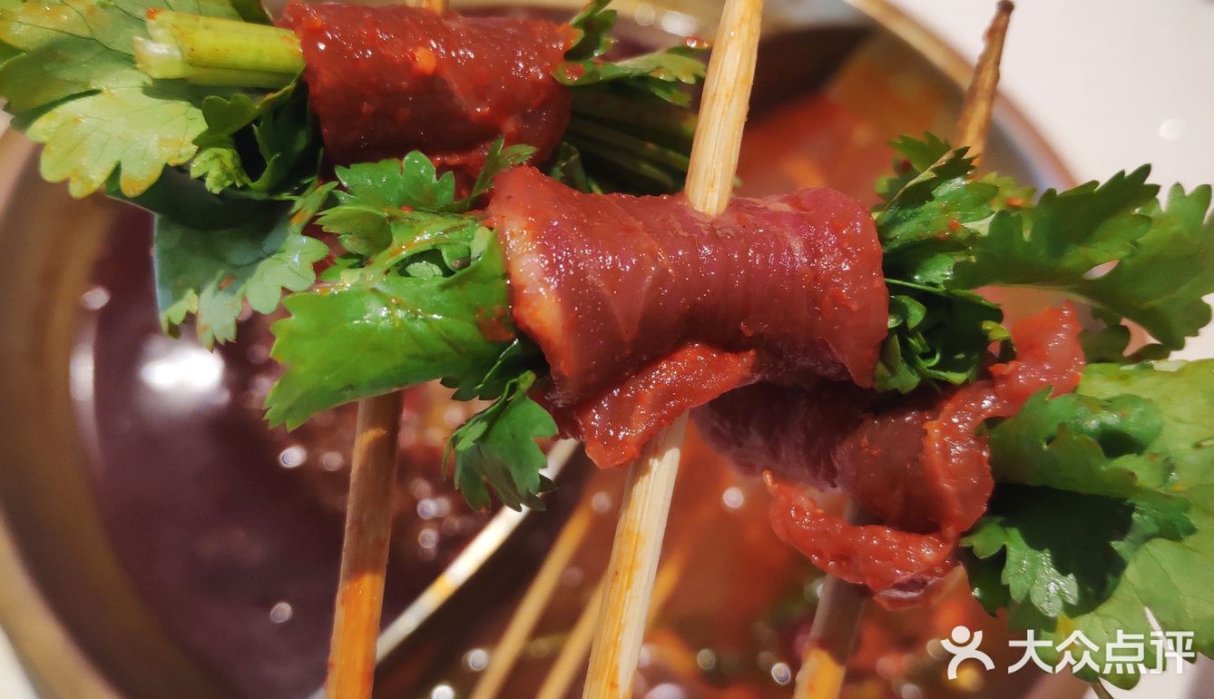 马路边的串串，才是夏天的标配
