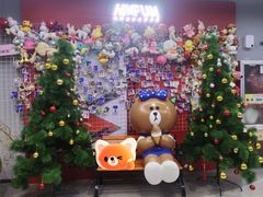 -嗨翻Hi-Fun竞技主题乐园·蹦床亲子生日轰趴(国光1937店)