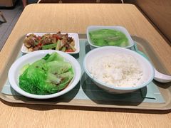 -老乡鸡(上海品尊国际中心店)