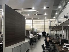-奔驰上海利星(七宝店)