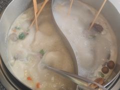 -江小渔鲜鱼火锅(辽沈二街店)