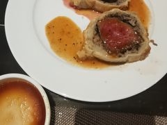 -大中华希尔顿酒店-念自助餐·嗨啤·小龙虾