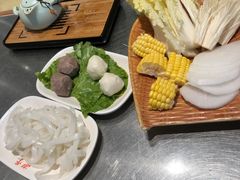 -潮界(LU·ONE凯德晶萃广场店)