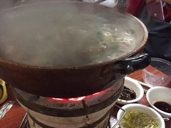 -威邵鸡煲(西华路总店)
