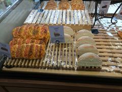 -万利隆·活力烘焙(人民路店)