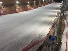 -采薇庄园四季滑雪场