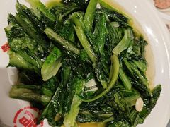 -肥肥虾庄·金牌油焖大虾(东湖欢乐谷店)