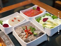 -陆派巴倒烫火锅(城东店)