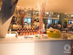 -上海滴水湖皇冠假日酒店