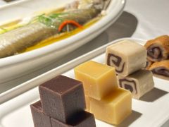 糕点拼盘-羲和雅苑•北京烤鸭(陆家嘴中心店)