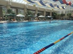 -三岔湖环球融创天堂洲际酒店水乐园