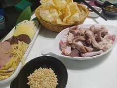 -洪氏嗨捞·猪肚鸡火锅(阳光天地店)