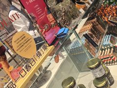 -VENCHI 闻绮(上海佛罗伦萨小镇店)