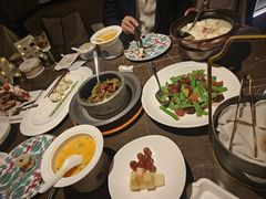 -海派悦庭·海胆烧麦·新融合菜(凯德广场店)