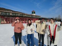 -济南卧虎山滑雪场