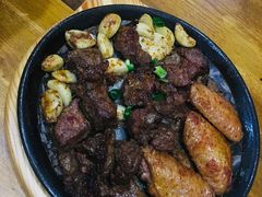 -老东镇啤酒屋海鲜加工·蒸汽海鲜·海鲜烧烤(台东店)