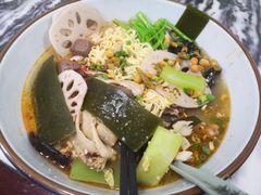 -重庆火红麻辣烫(伟超置业大厦店)