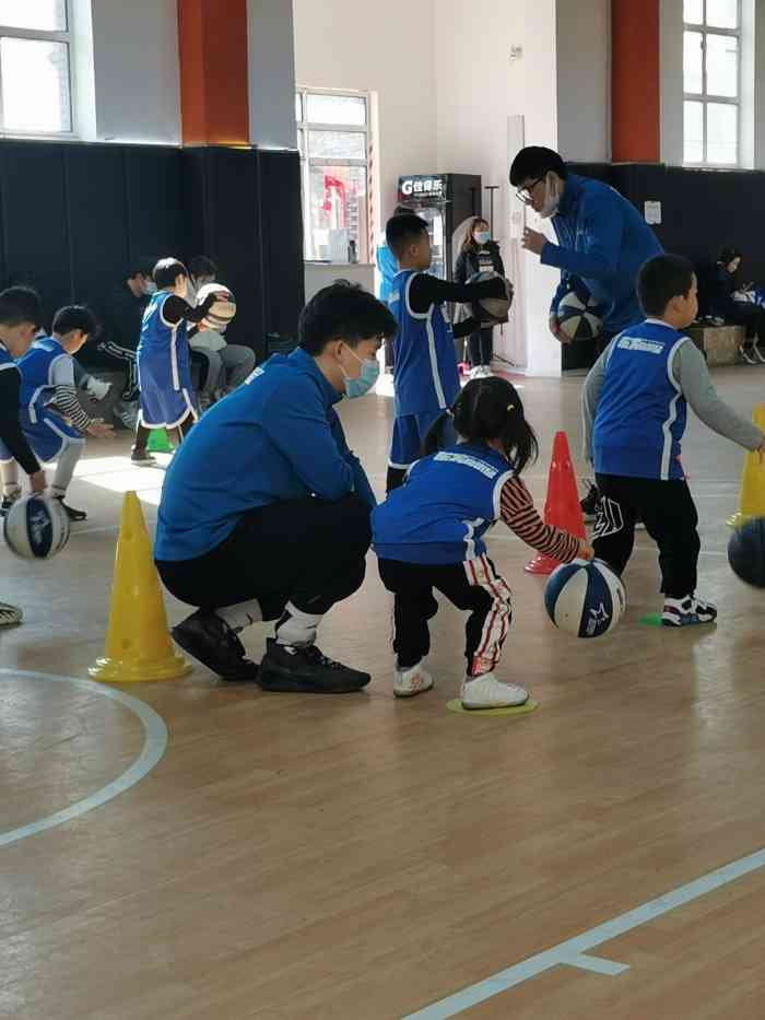 东方启明星篮球培训(红桥校区"孩子之前在别的地打,因为太远了没有