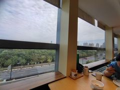 -关东小磨东北菜(上海长风大悦城店)