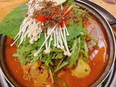 -喇喇排骨火锅·传统韩式脊骨汤(望京西园总店)