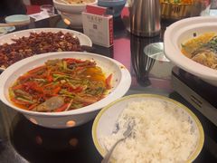 -川流不息·地道川菜·小龙虾(新松江路店)