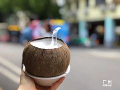 -椰爺爺·椰子冻砵仔糕