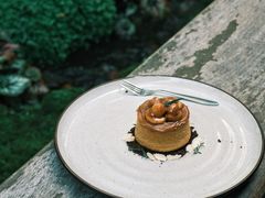 -Chom Cafe and Restaurant
