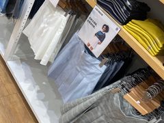 -优衣库(上海颛桥万达广场店)