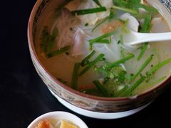 蒙自过桥米线-南蛮子(进贤路店)